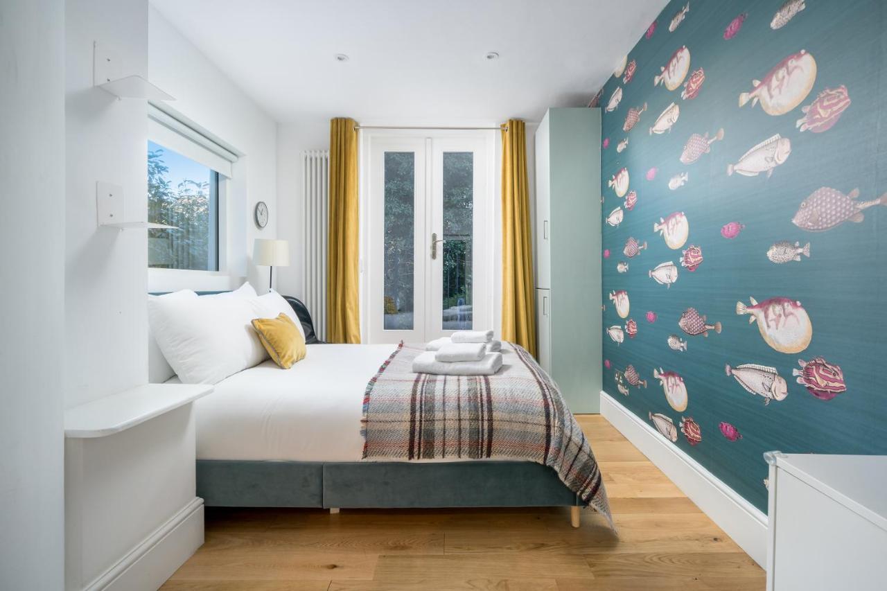Sleek Flat With Communal Courtyard Londen Buitenkant foto